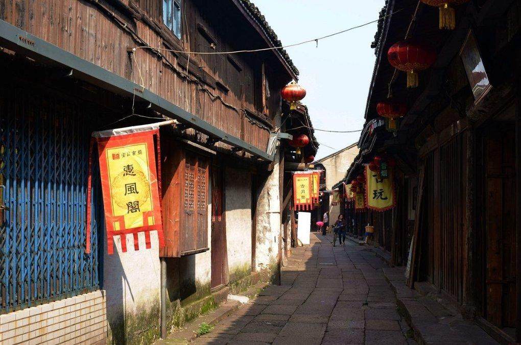 逃离外祖母家
